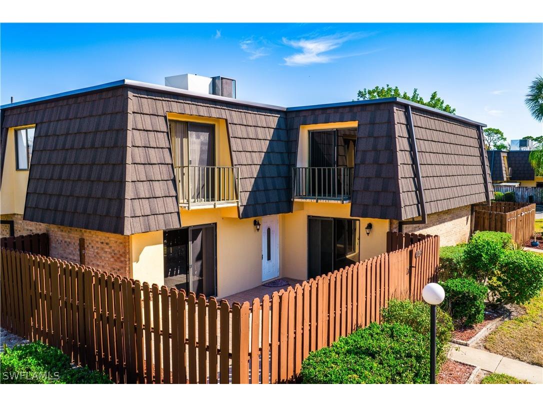 4053 Sandlewood Lane #1 Fort Myers FL 33907 226007053 image33