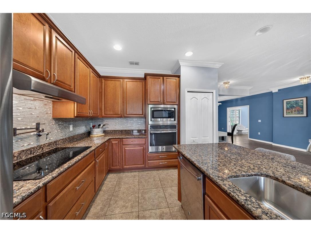 4054 River Bank Way Punta Gorda FL 33980 2026023849 image13