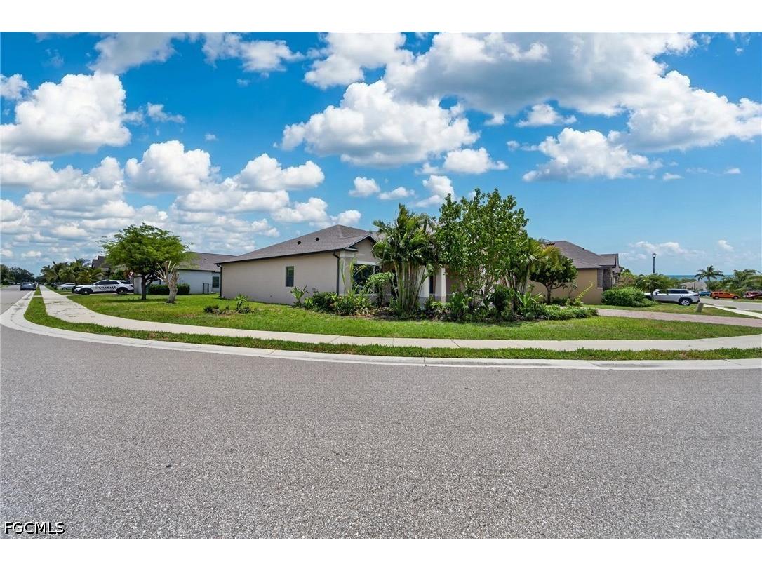 4054 River Bank Way Punta Gorda FL 33980 2026023849 image36