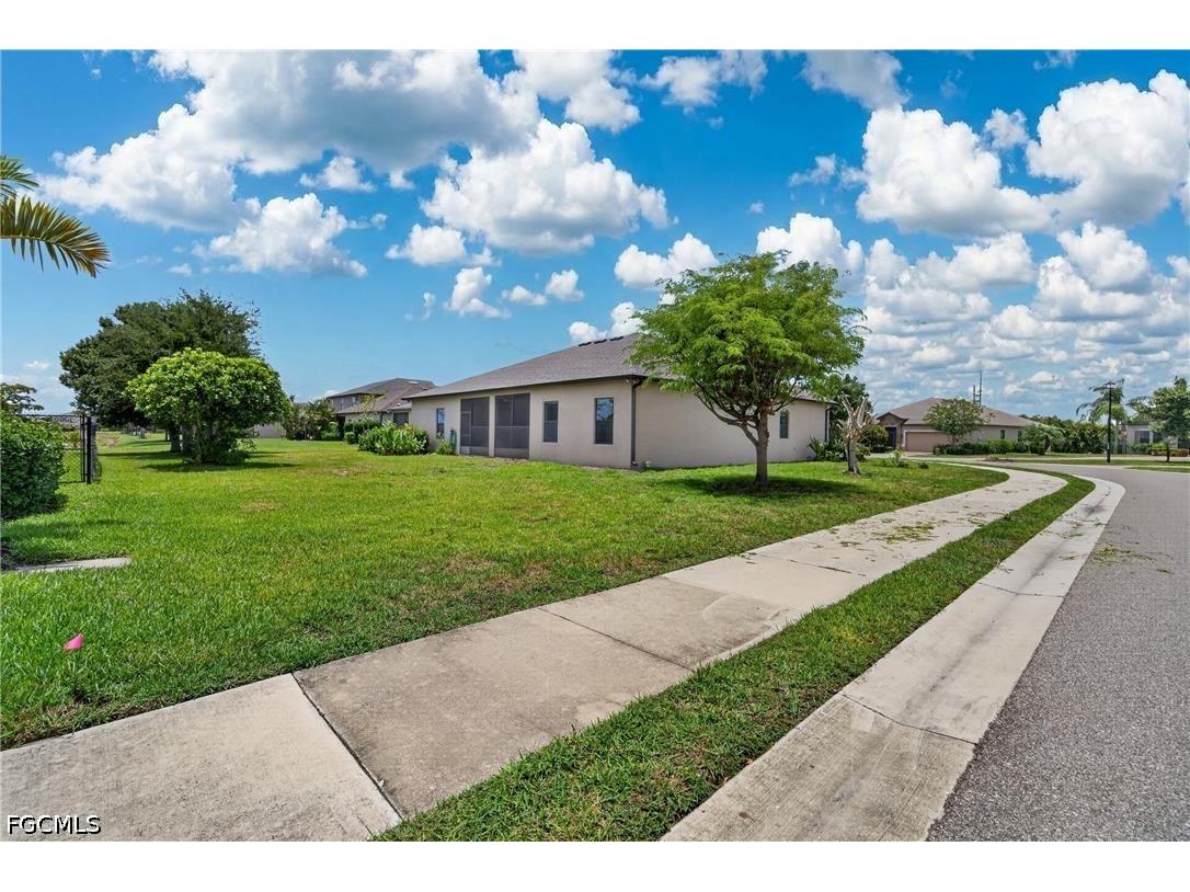 4054 River Bank Way Punta Gorda FL 33980 2026023849 image37
