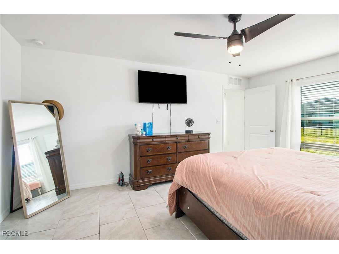 4054 San Clemente Court North Fort Myers FL 33917 2026003735 image20