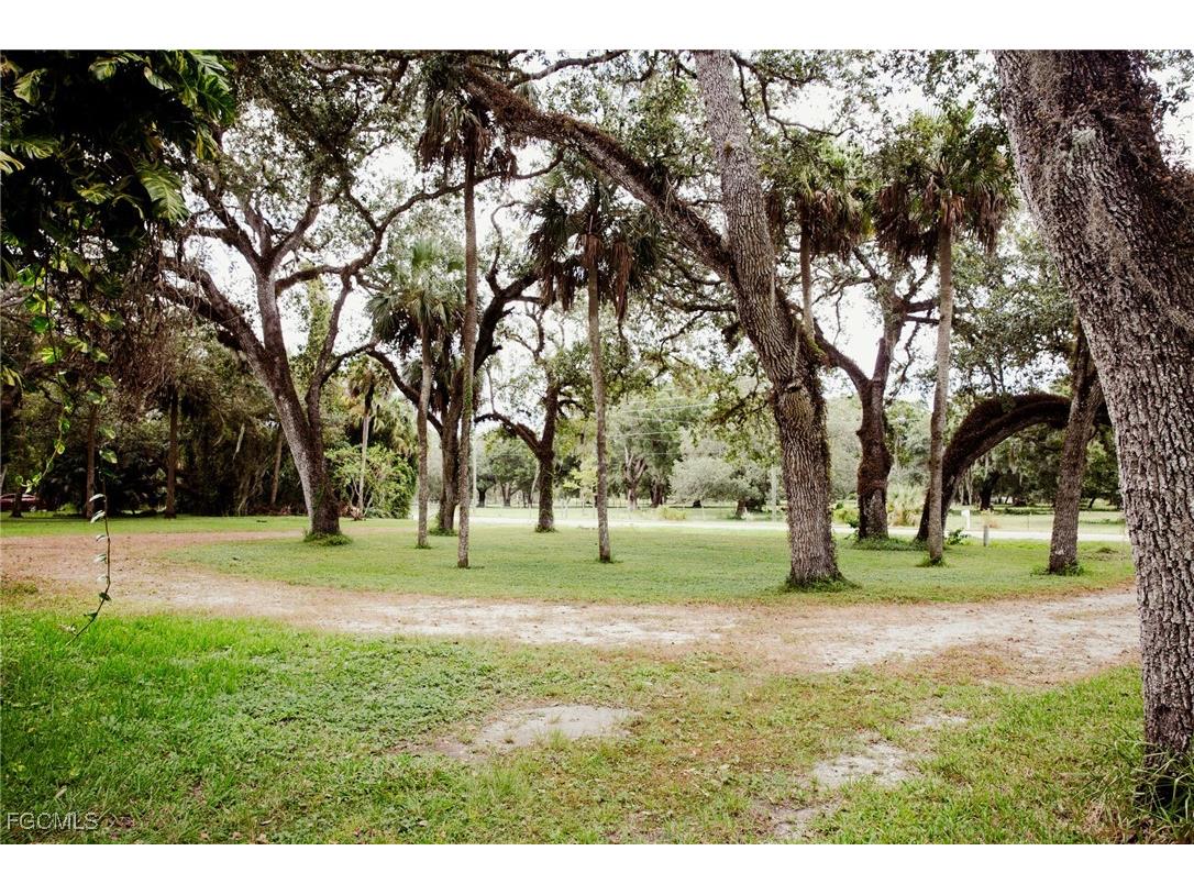 4055 County Rd 78 Fort Denaud FL 33935 2025014778 image4