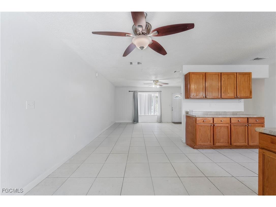 4056 S Edgewater Circle Labelle FL 33935 2025015776 image8