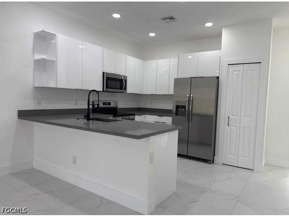 404-406 Chalet Avenue S Lehigh Acres FL 33974 2026023240 image3