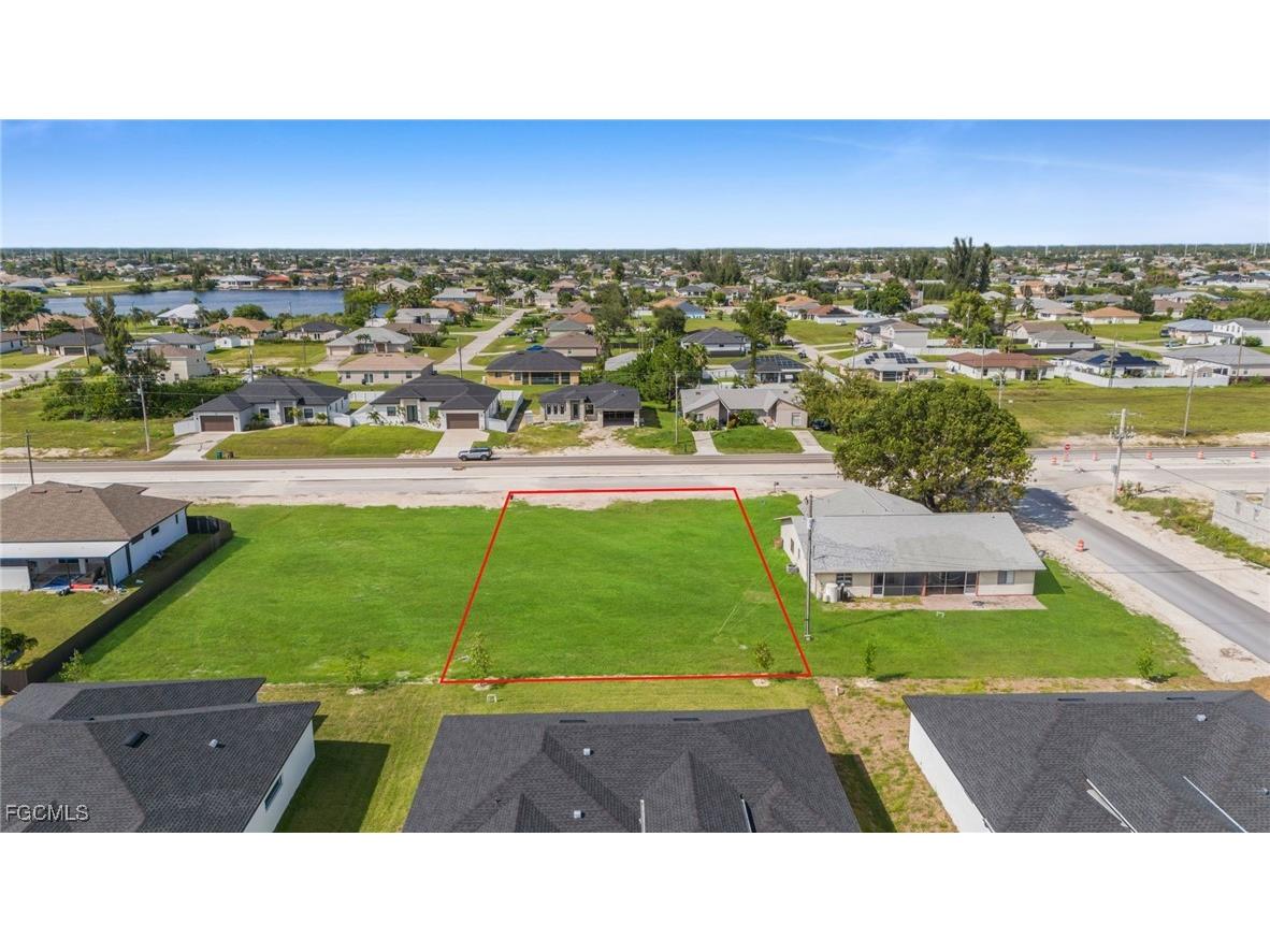 406 Diplomat Parkway E Cape Coral FL 33909 2026004122 image1