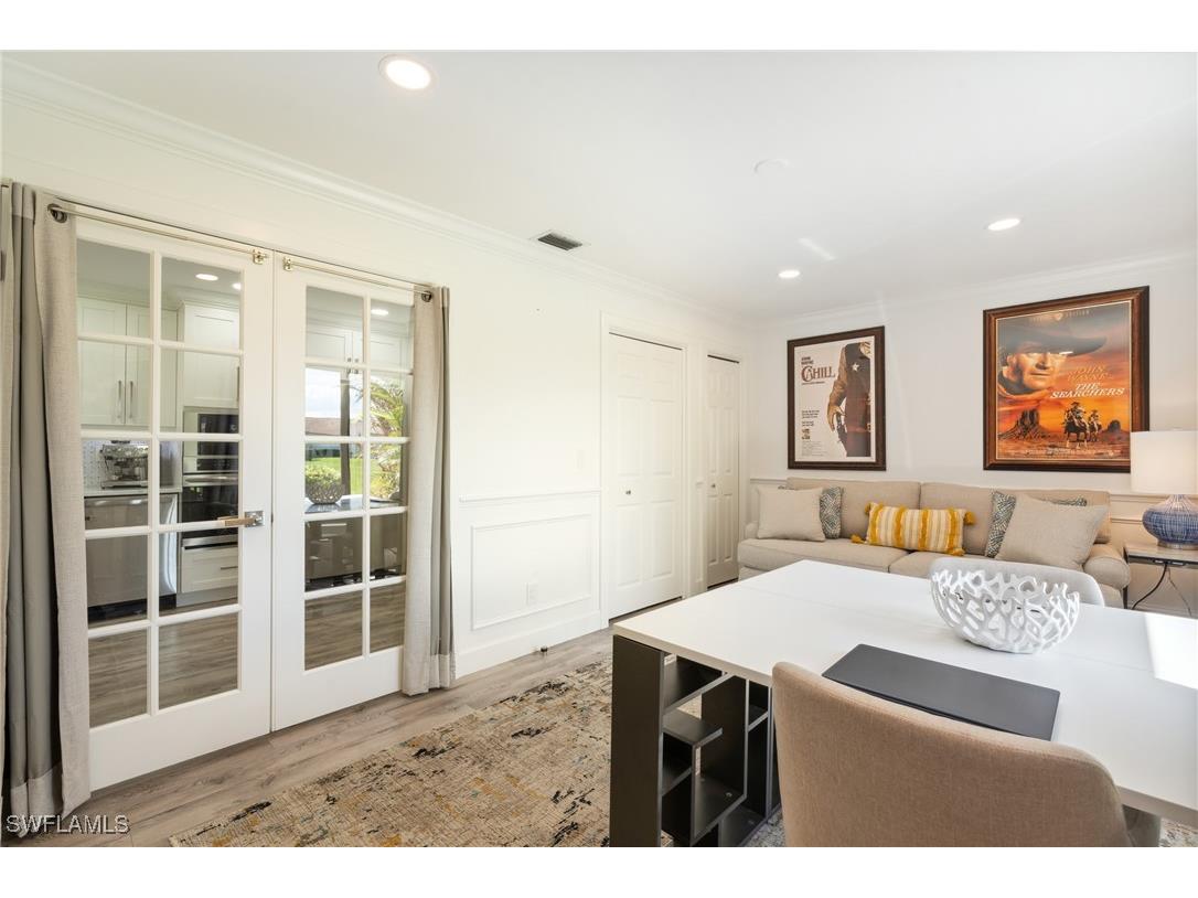 406 Glades Boulevard #N-6 Naples FL 34112 226005201 image10