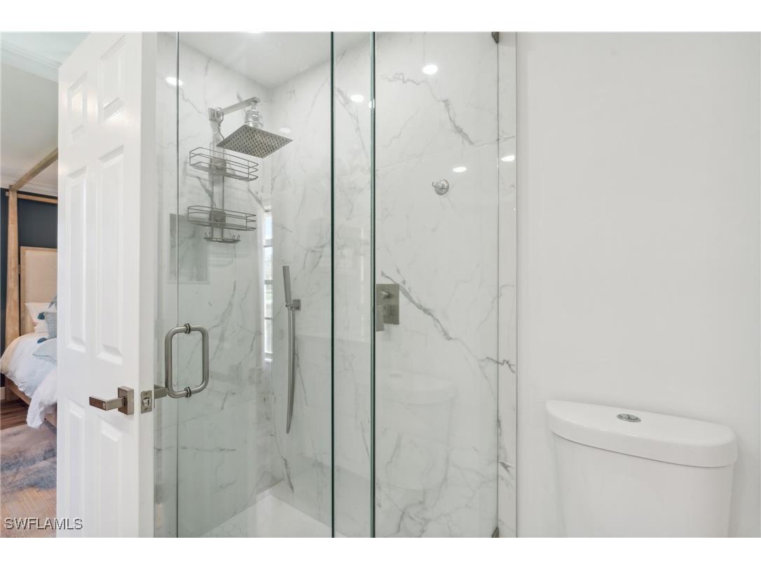 406 Glades Boulevard #N-6 Naples FL 34112 226005201 image17