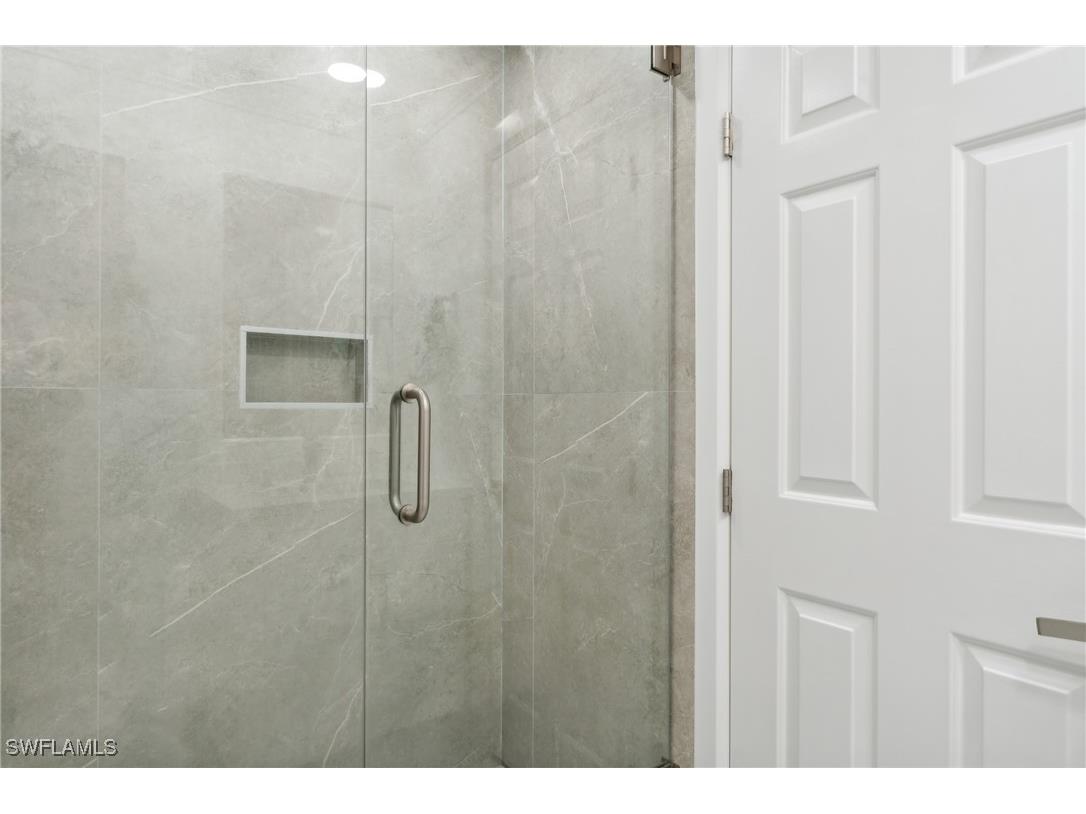 406 Glades Boulevard #N-6 Naples FL 34112 226005201 image21