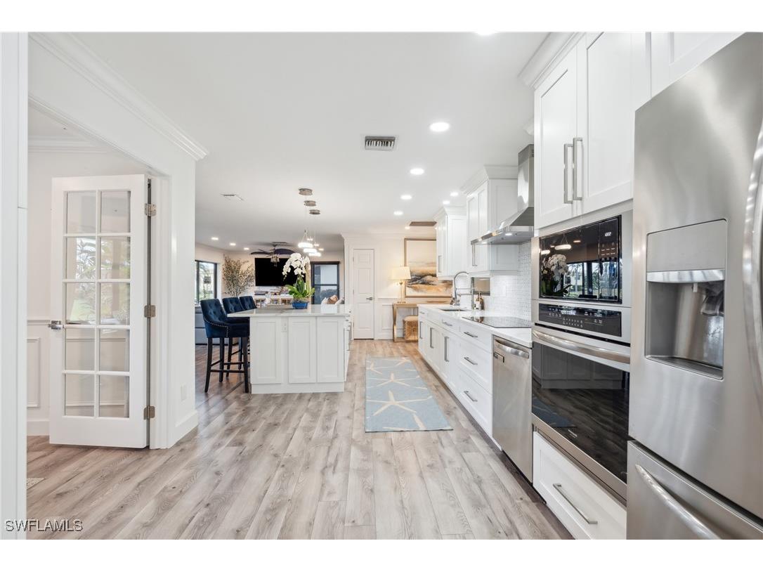 406 Glades Boulevard #N-6 Naples FL 34112 226005201 image8