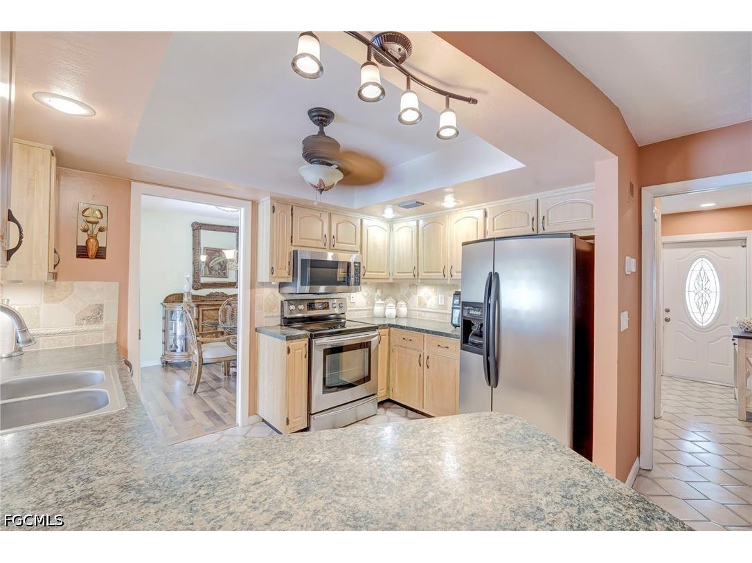 406 Glendale Avenue Lehigh Acres FL 33936 2026023847 image4