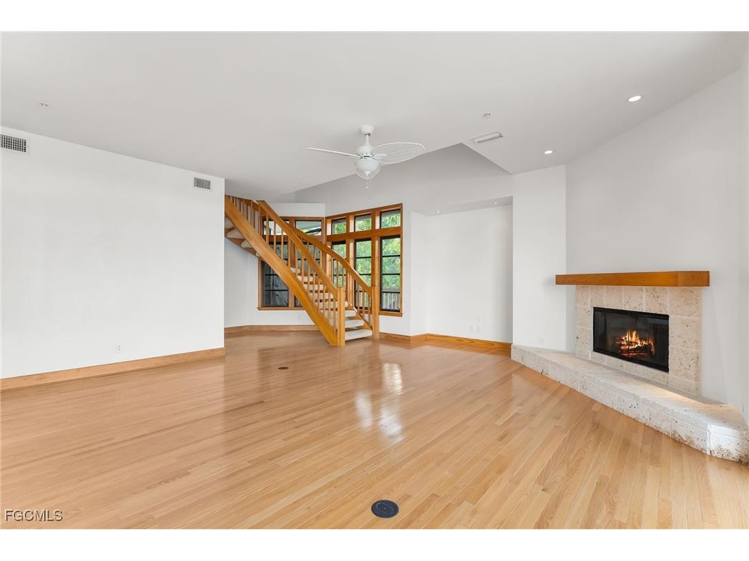 406 Gulf Bend Drive Captiva FL 33924 2025000843 image26