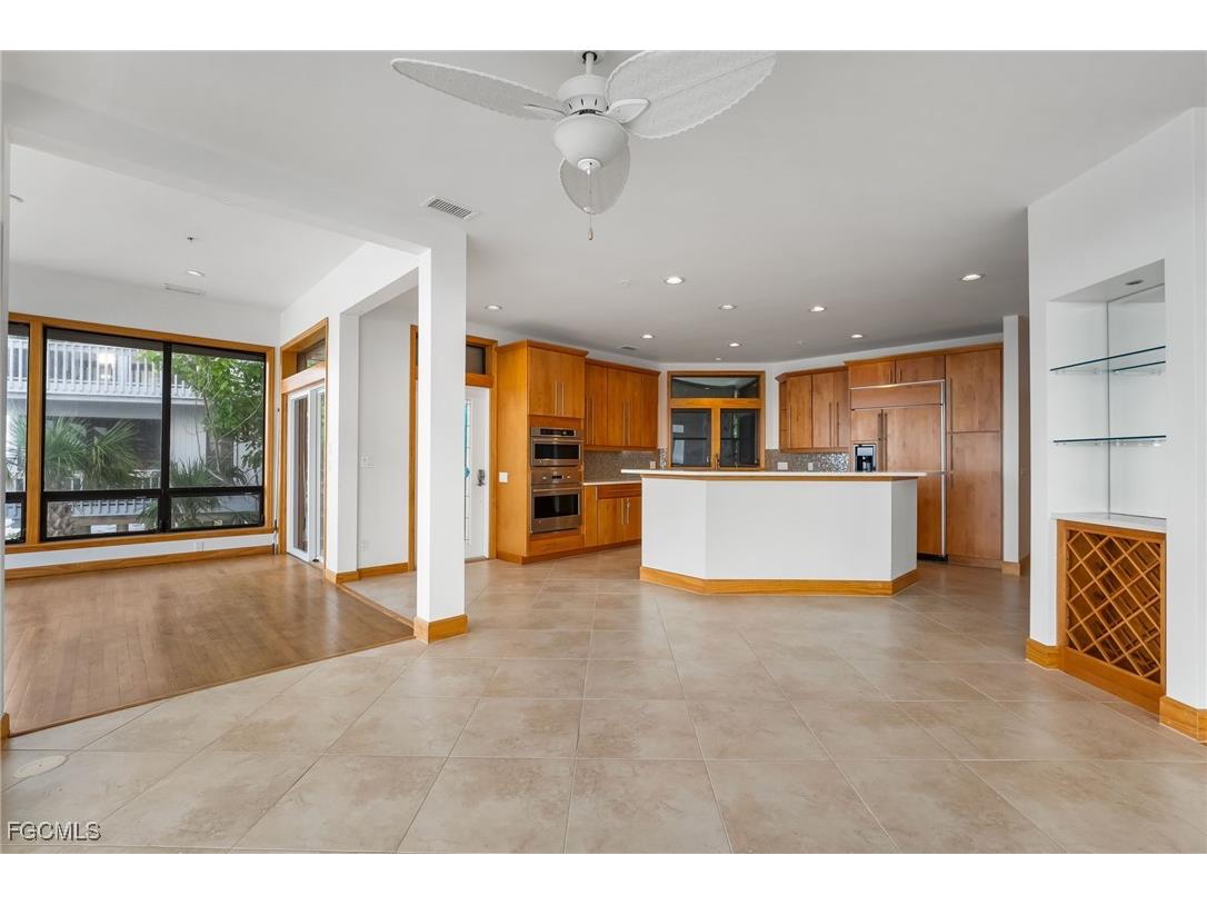 406 Gulf Bend Drive Captiva FL 33924 2025000843 image36