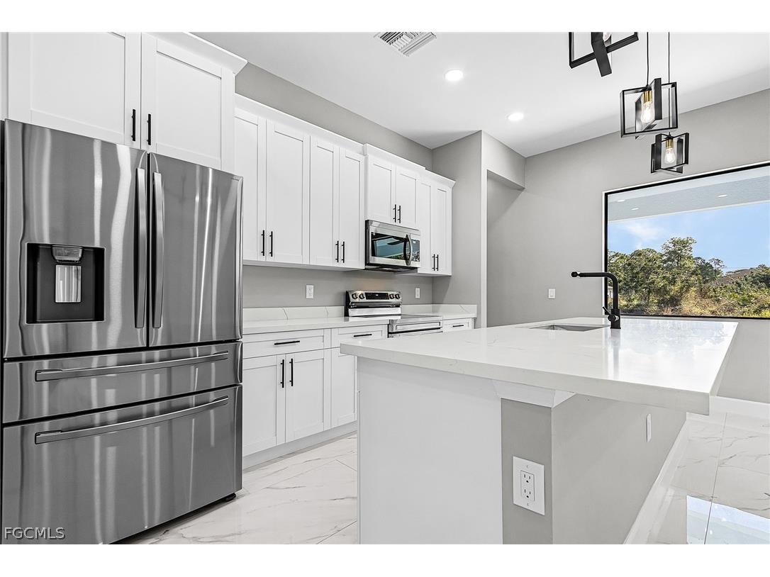 406 Lincoln Avenue Lehigh Acres FL 33972 2026012368 image7