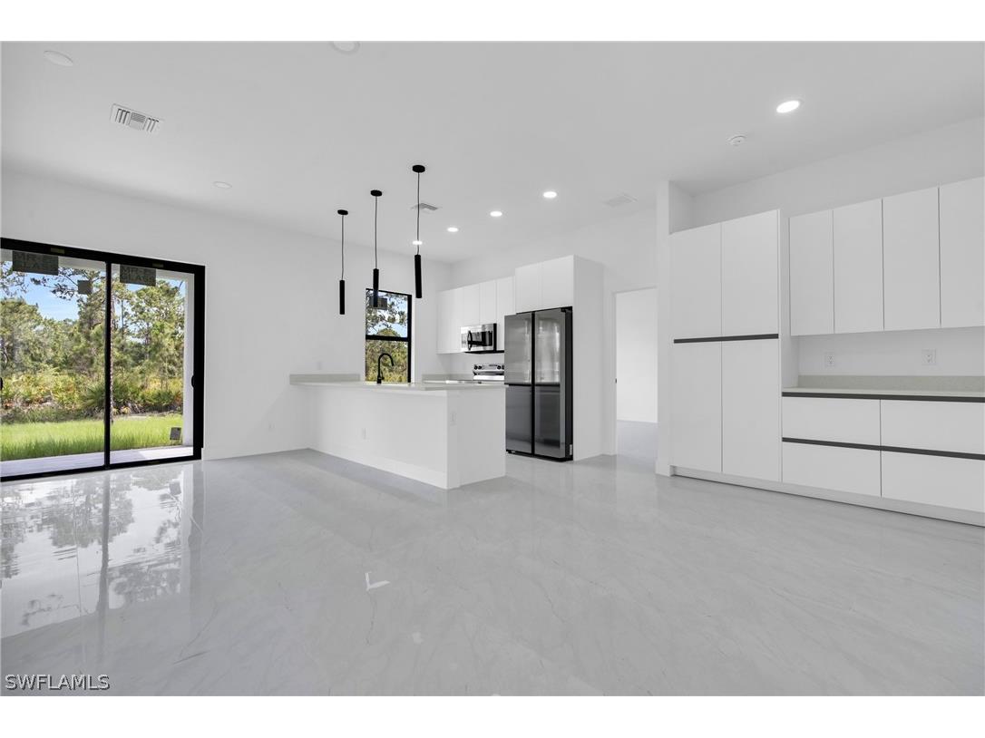 406 W 11th Street Lehigh Acres FL 33972 226006712 image5