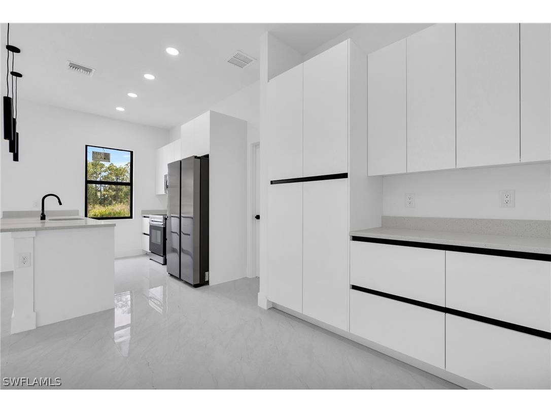 406 W 11th Street Lehigh Acres FL 33972 226006712 image6