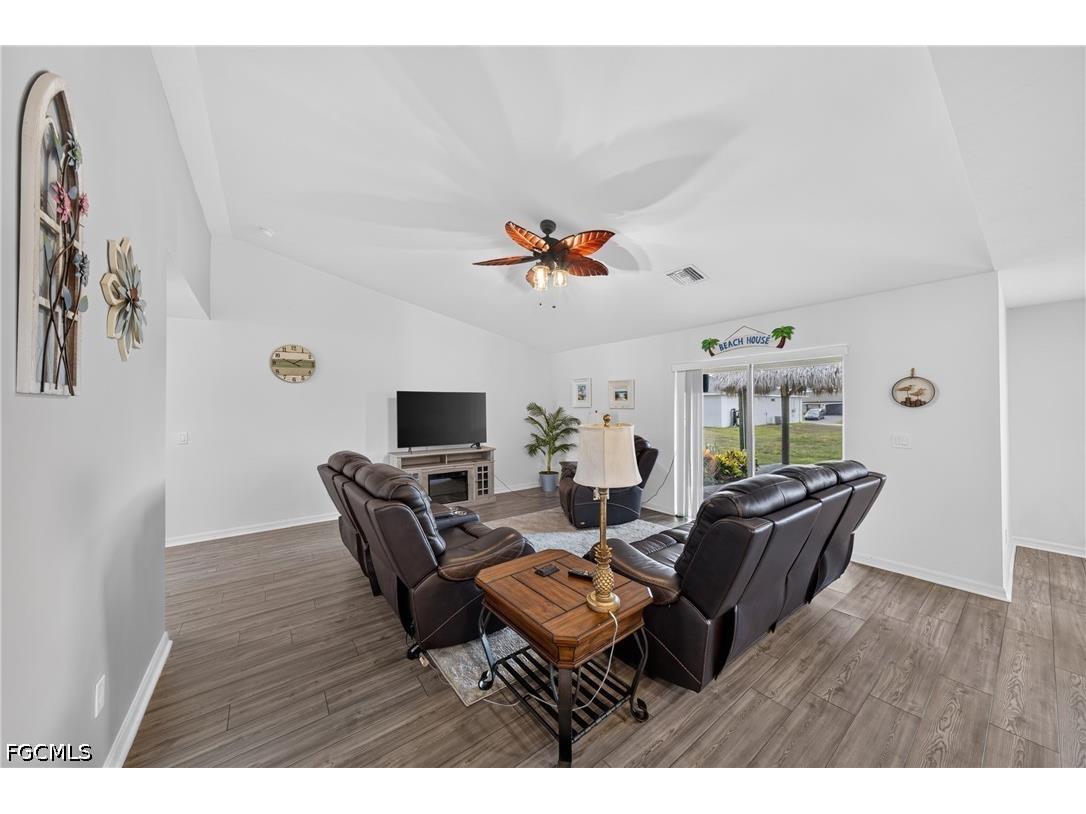 4060 NW 36th Avenue Cape Coral FL 33993 2026027640 image4