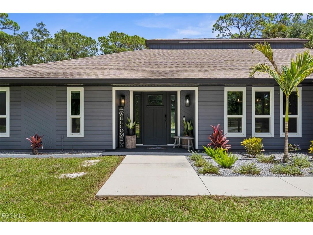 4060 Woodland Boulevard North Port FL 34291 2025010075 image1