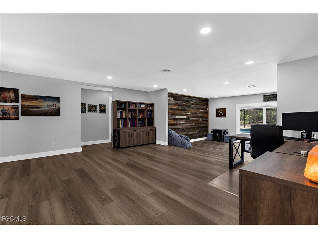 4060 Woodland Boulevard North Port FL 34291 2025010075 image21