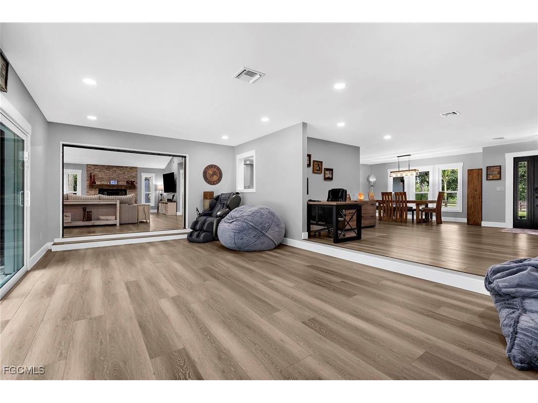 4060 Woodland Boulevard North Port FL 34291 2025010075 image23