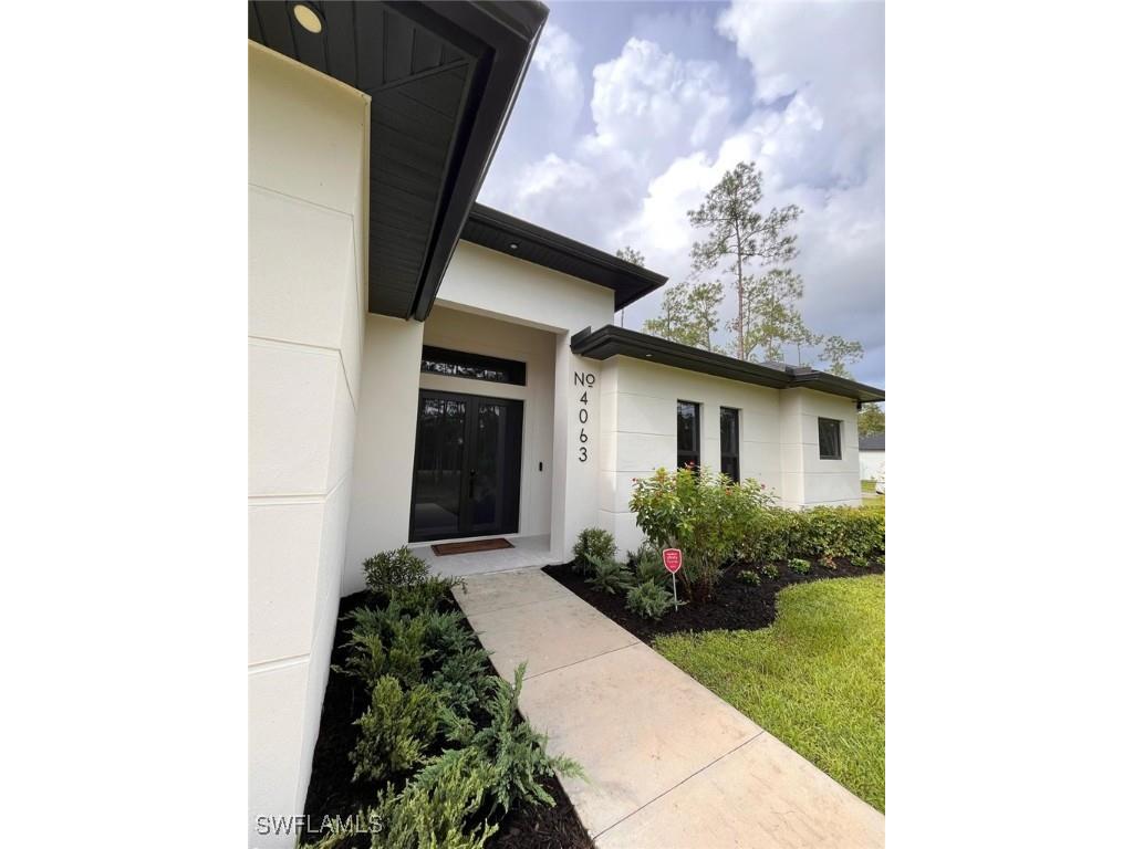 4063 4th Avenue SE Naples FL 34117 225069867 image7