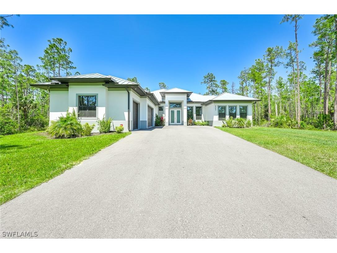 4063 8th Avenue NE Naples FL 34120 224051920 image2