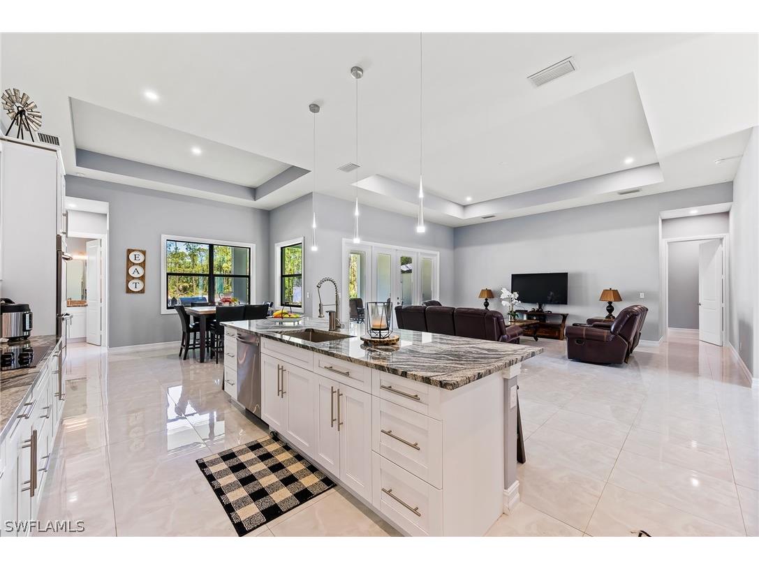 4063 8th Avenue NE Naples FL 34120 224051920 image22