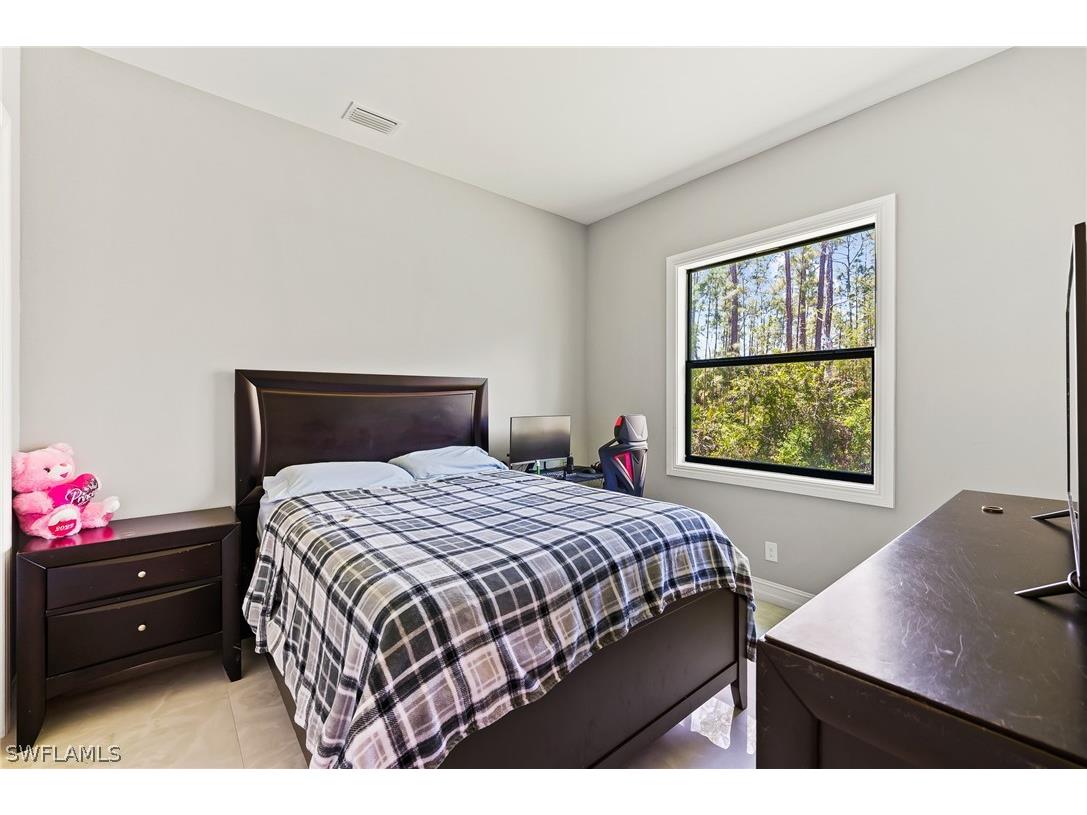 4063 8th Avenue NE Naples FL 34120 224051920 image32