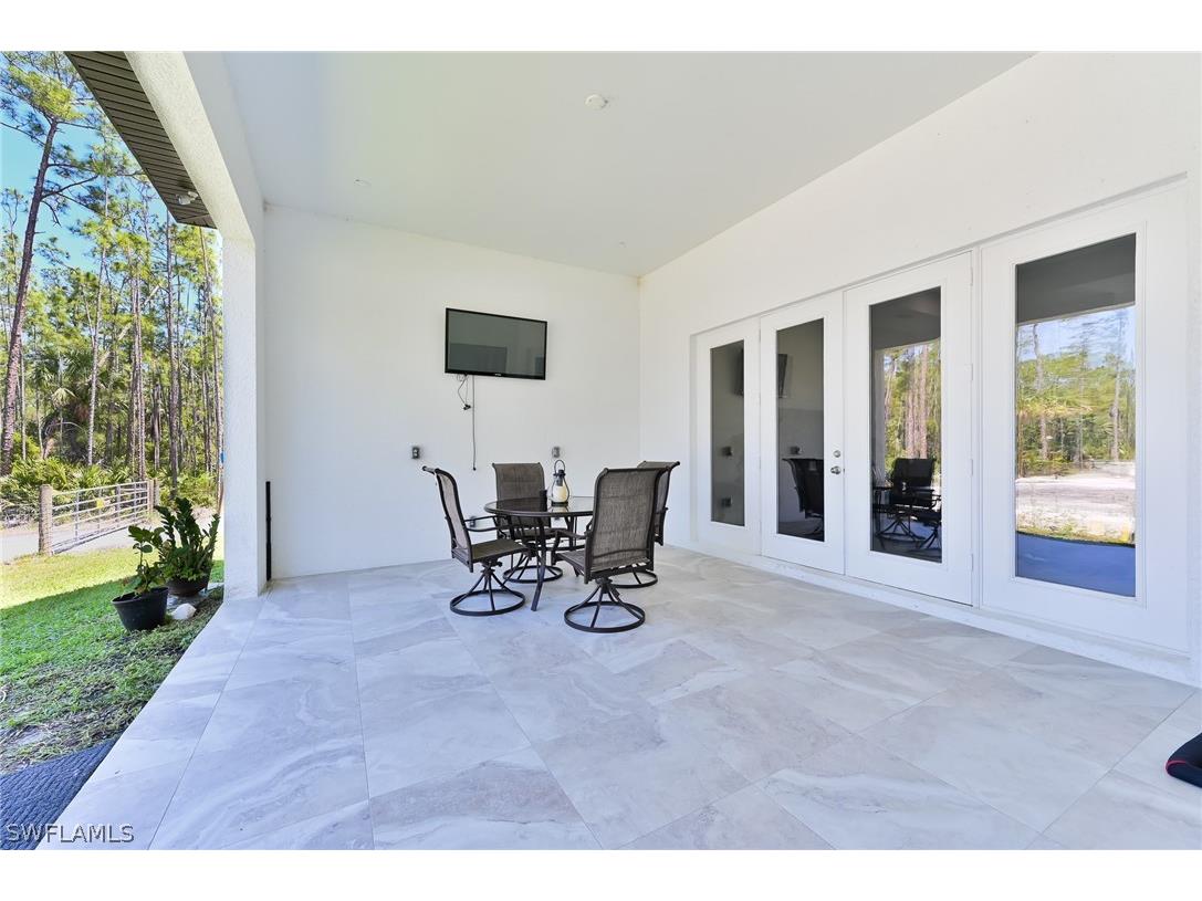 4063 8th Avenue NE Naples FL 34120 224051920 image40