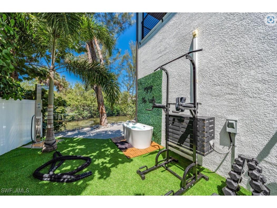 4064 Full Moon Court Naples FL 34112 225077161 image11