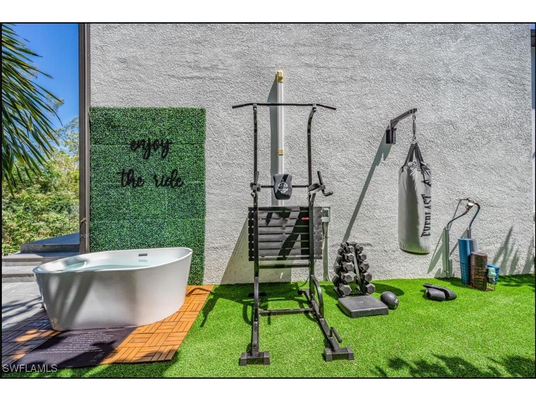 4064 Full Moon Court Naples FL 34112 225077161 image12