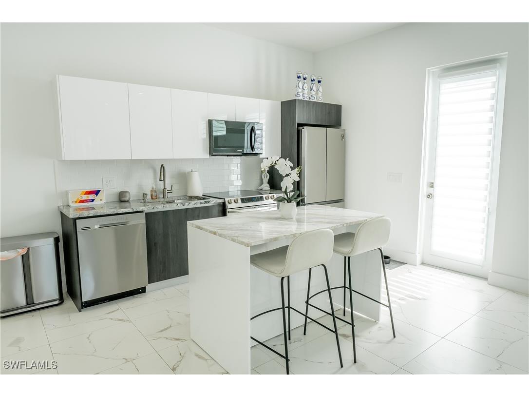 4064 Full Moon Court Naples FL 34112 225077161 image25