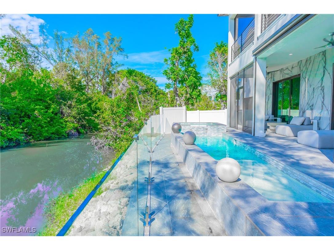 4064 Full Moon Court Naples FL 34112 225077161 image5