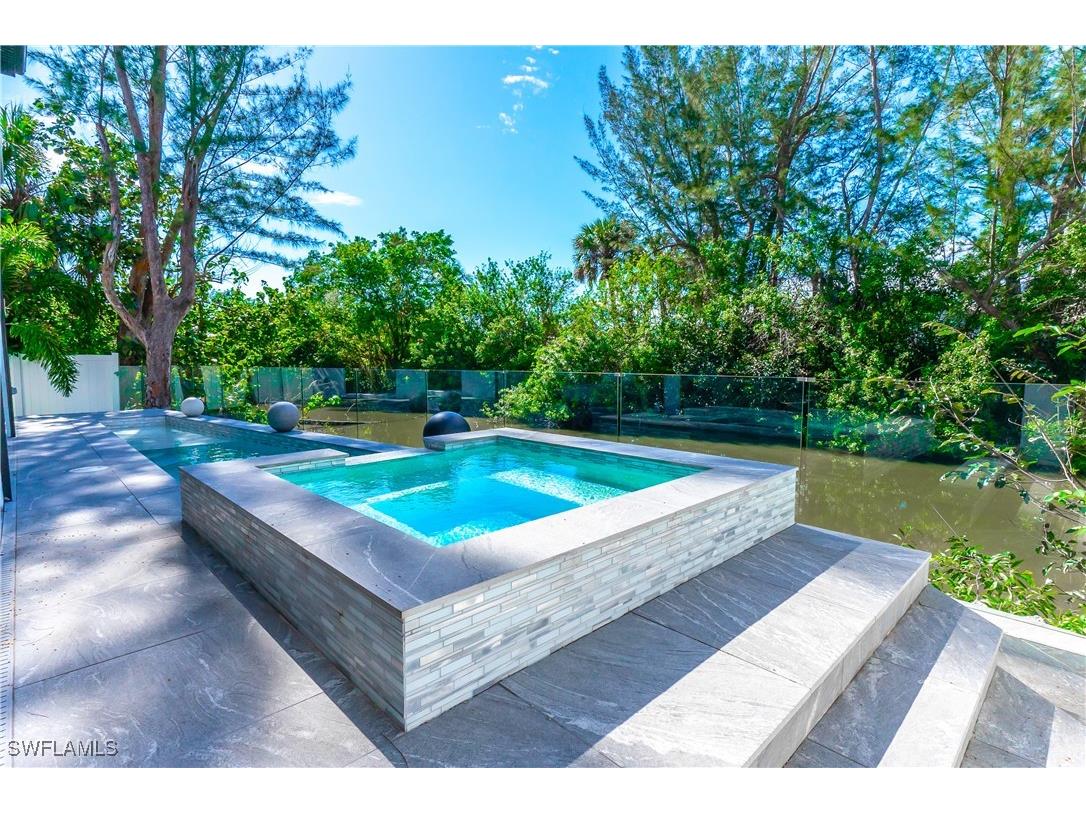 4064 Full Moon Court Naples FL 34112 225077161 image6