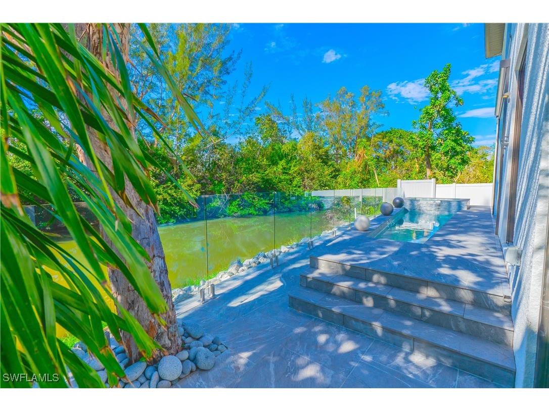 4064 Full Moon Court Naples FL 34112 225077161 image7