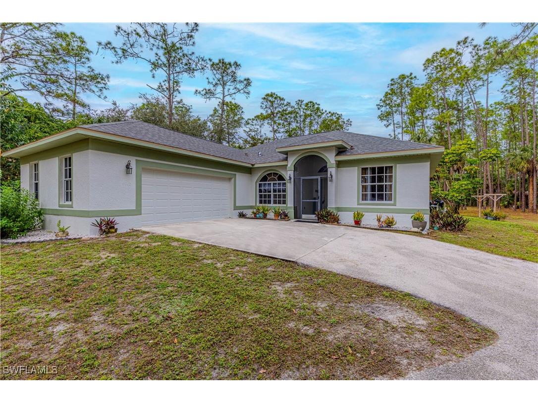 4065 10th Avenue SE Naples FL 34117 226005340 image1