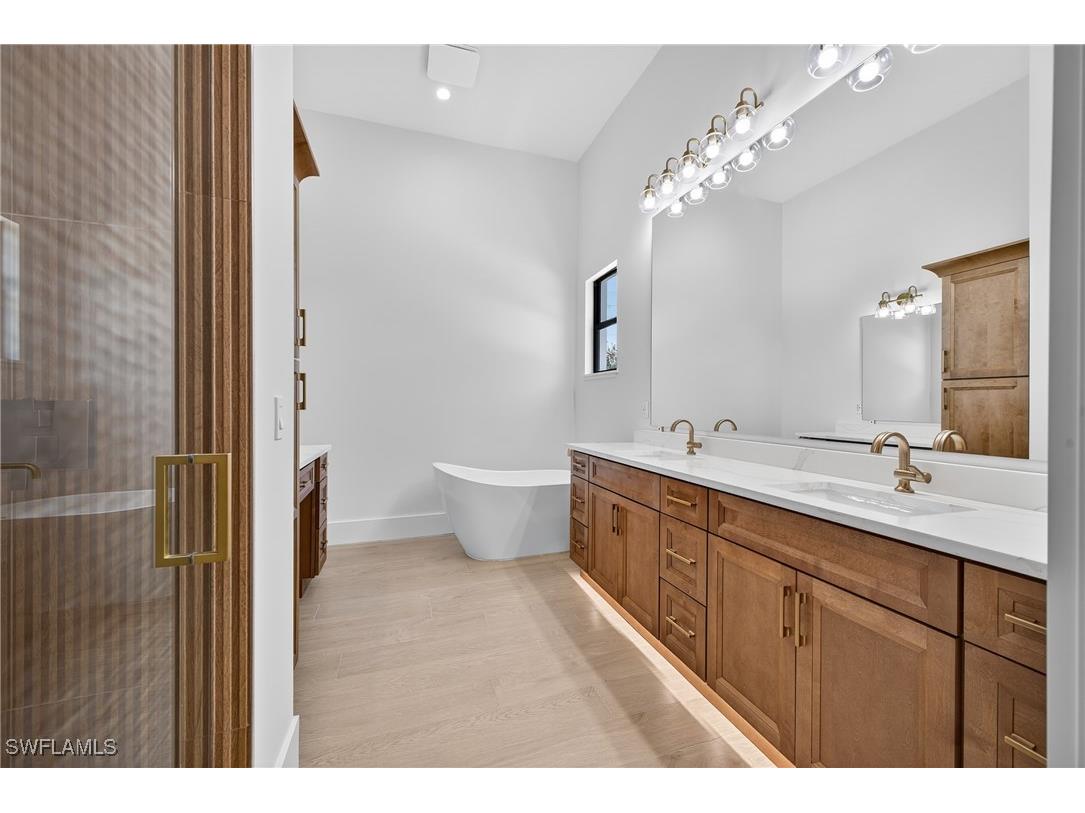 407 24th Avenue NW Naples FL 34120 224088286 image14