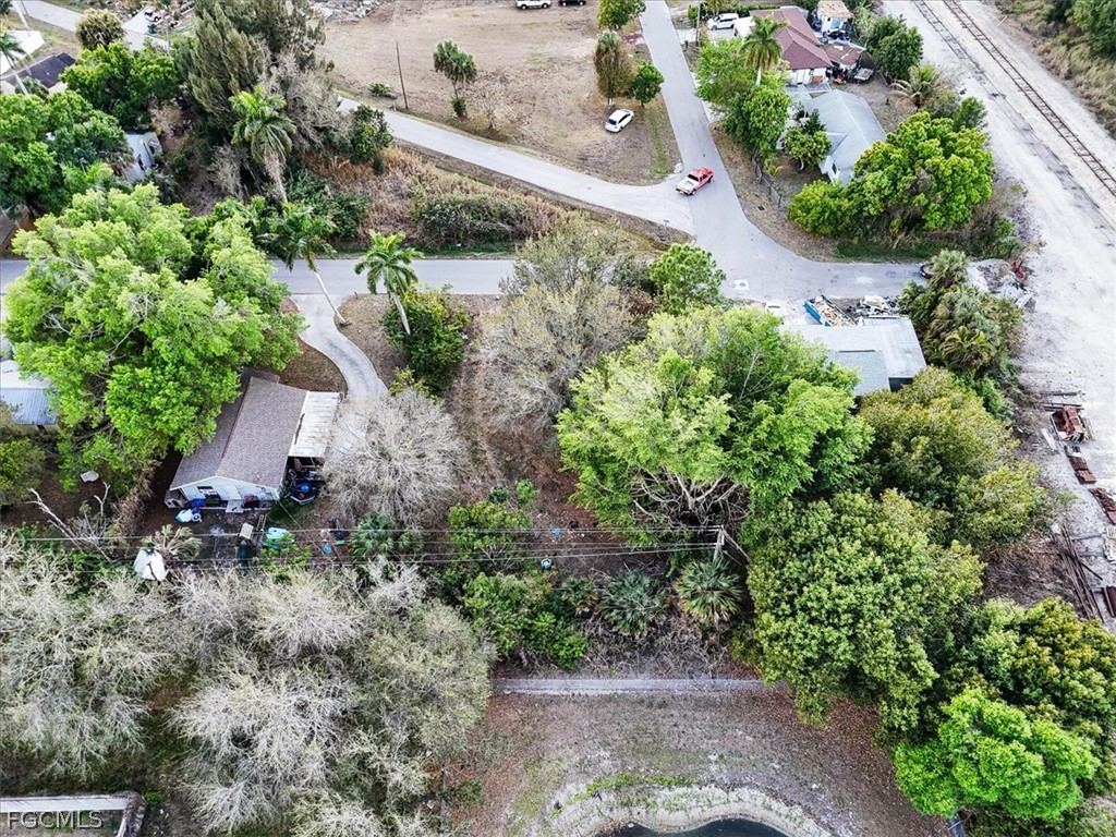 407 Baltimore Avenue Fort Myers FL 33905 2026010979 image9