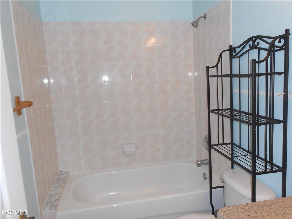 407 Chamonix Avenue S Lehigh Acres FL 33974 2025009770 image16