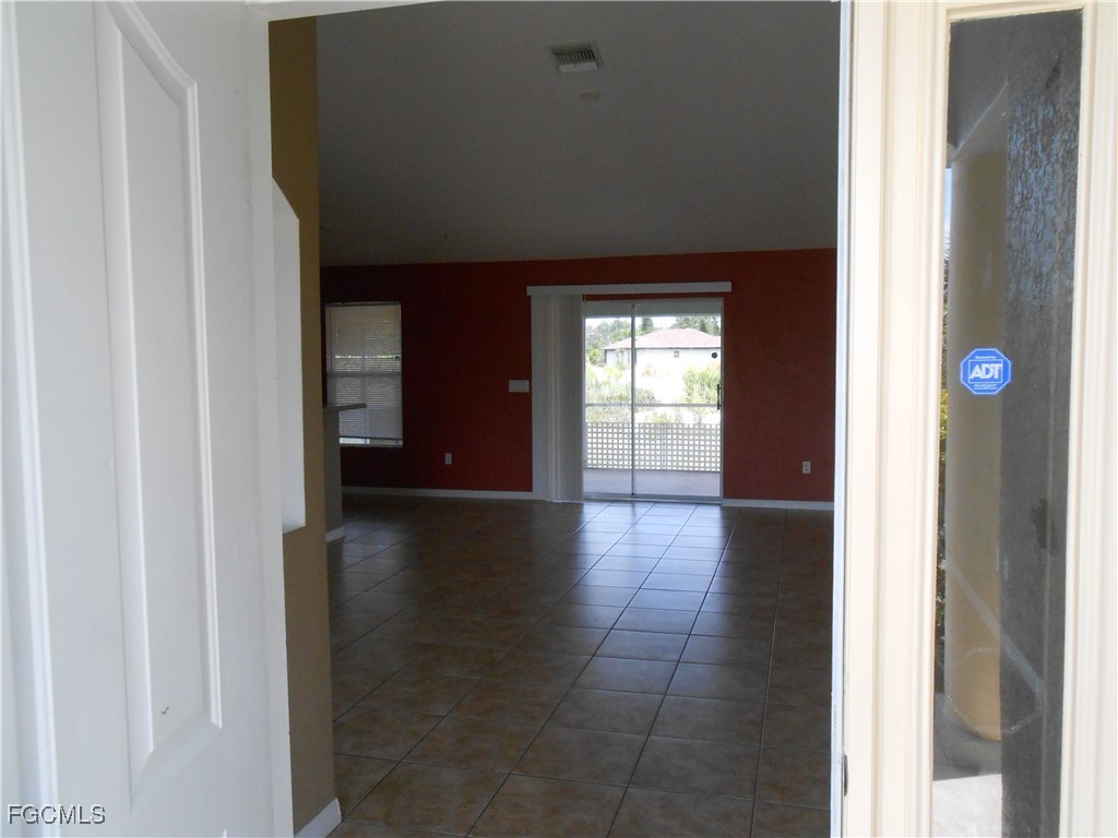 407 Chamonix Avenue S Lehigh Acres FL 33974 2025009770 image2