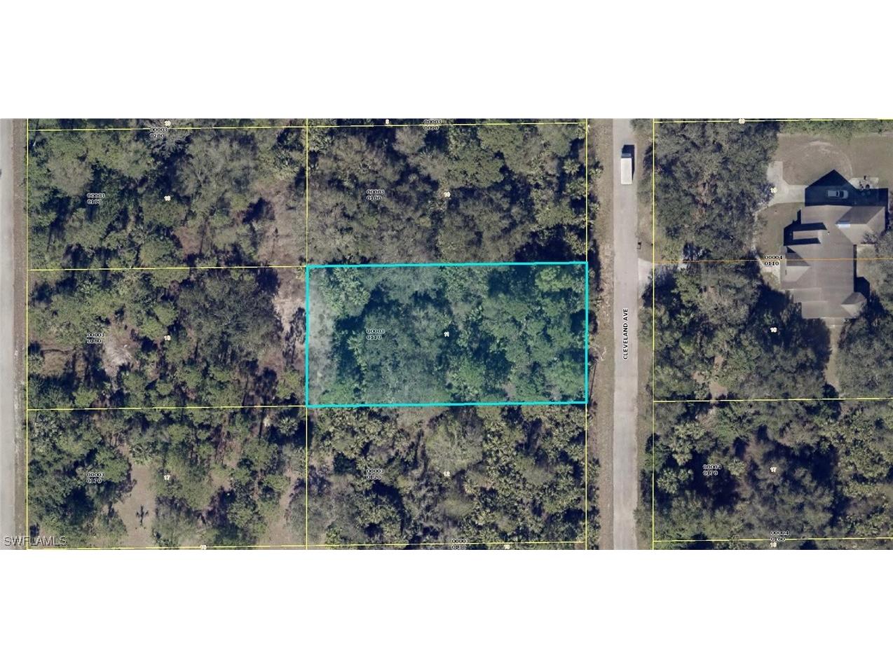 407 Cleveland Avenue Lehigh Acres FL 33972 223052520 image1