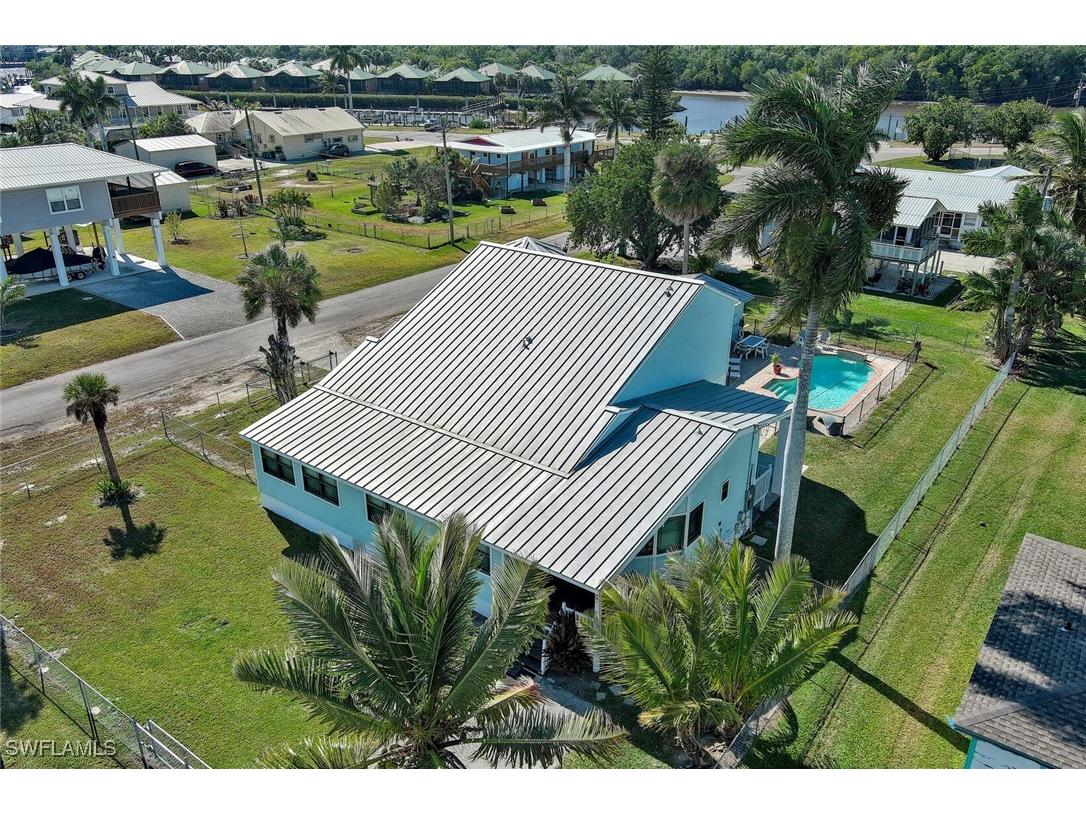 407 Copeland Avenue N Everglades City FL 34139 226002202 image4