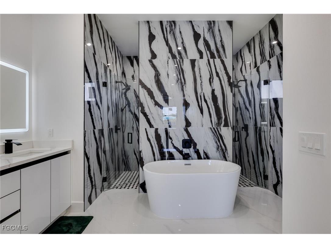 407 El Dorado Boulevard N Cape Coral FL 33993 2026004425 image16