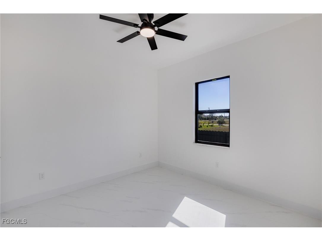407 El Dorado Boulevard N Cape Coral FL 33993 2026004425 image21