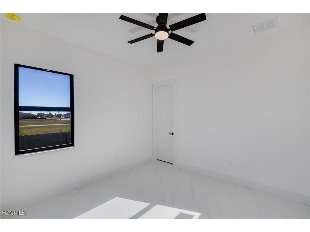 407 El Dorado Boulevard N Cape Coral FL 33993 2026004425 image22