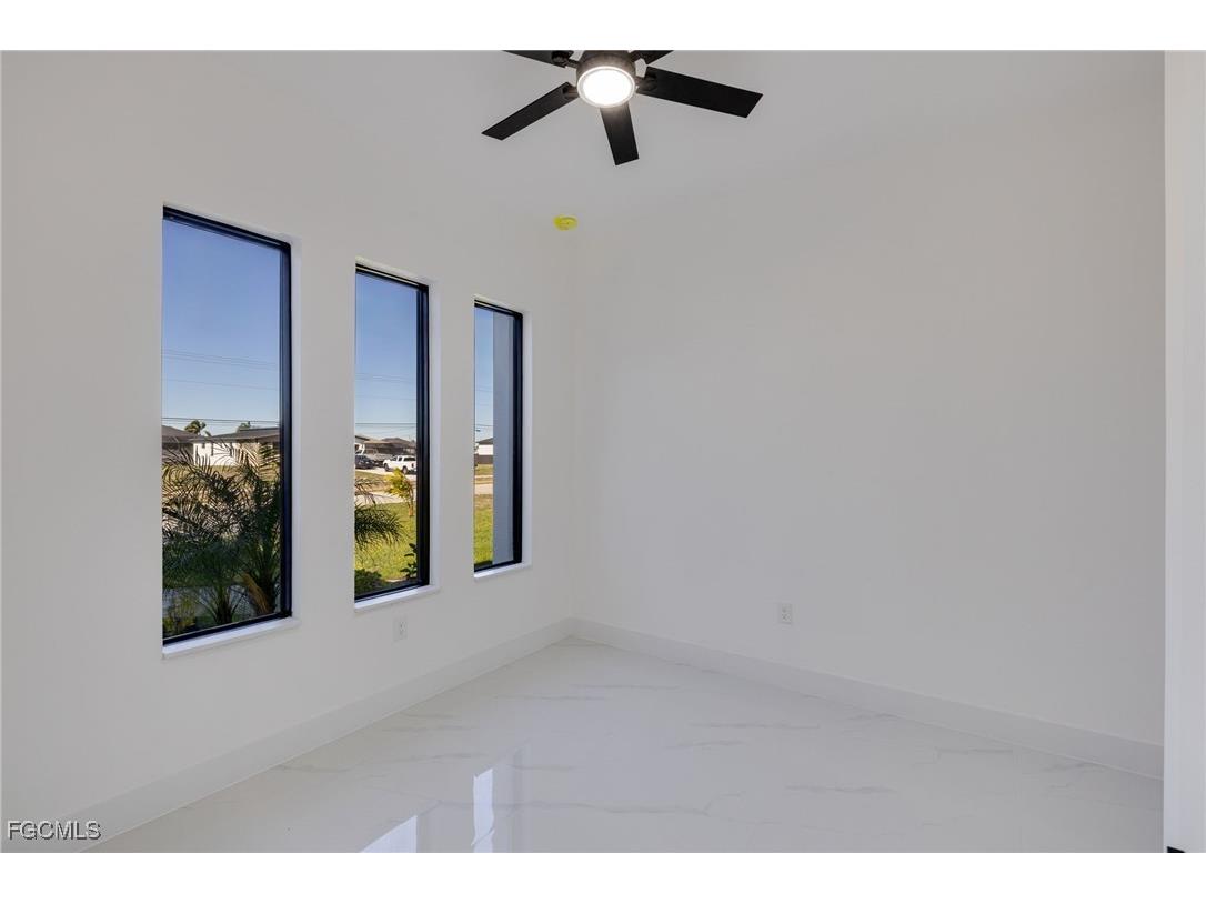 407 El Dorado Boulevard N Cape Coral FL 33993 2026004425 image24