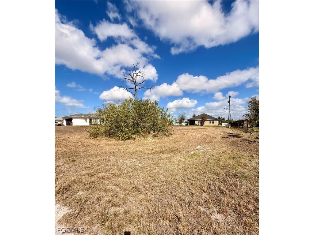 407 NW 13th Terrace Cape Coral FL 33993 2026011778 image1