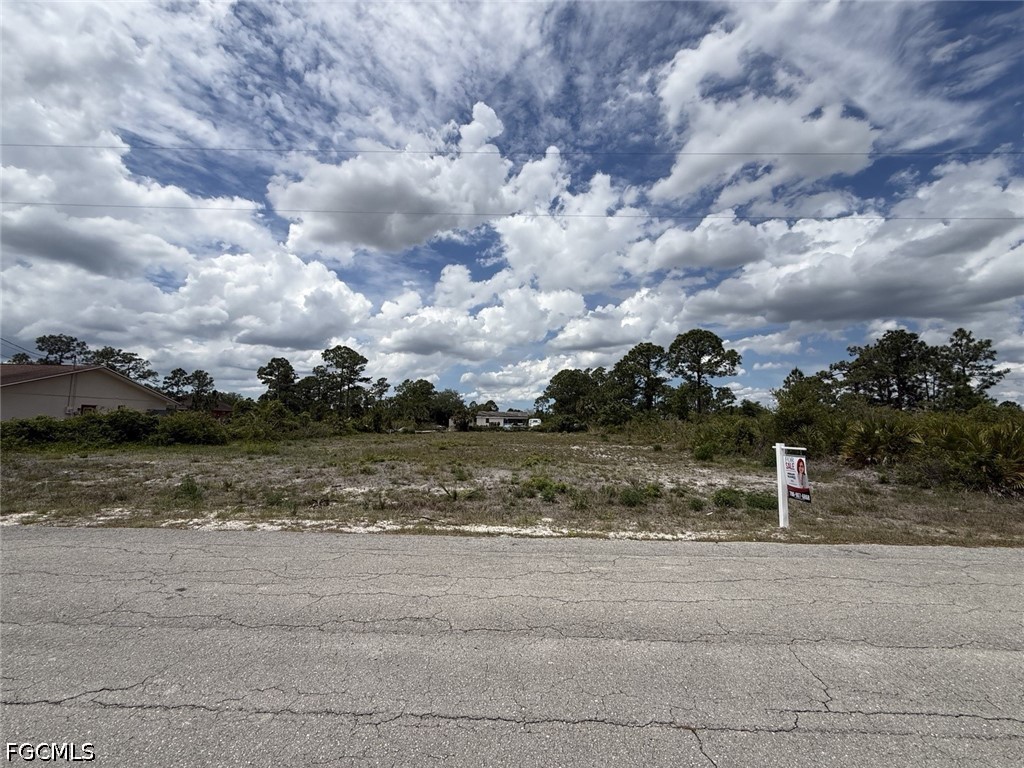 407 Wells Avenue Lehigh Acres FL 33972 2026018043 image1