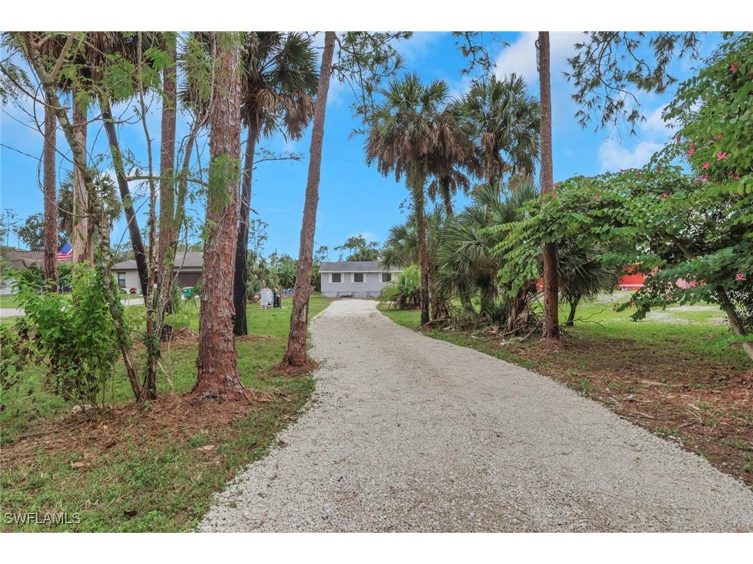 4070 14th Avenue SE Naples FL 34117 225081705 image1