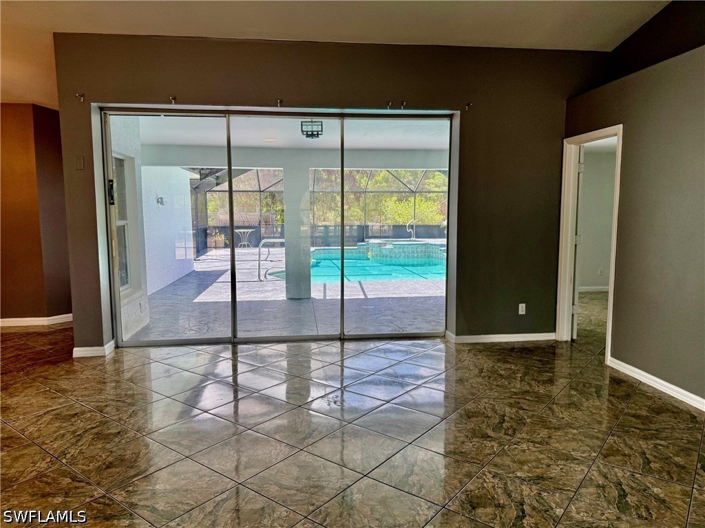 4070 Golden Gate Boulevard E Naples FL 34120 226014218 image6