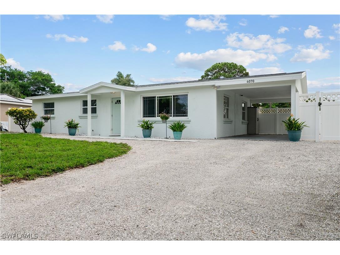 4070 Lotus Drive Naples FL 34104 224052797 image1